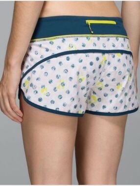 NWT Lululemon Speed shorts,4,Neutral Blush/Alberta Lake,Medium Rise